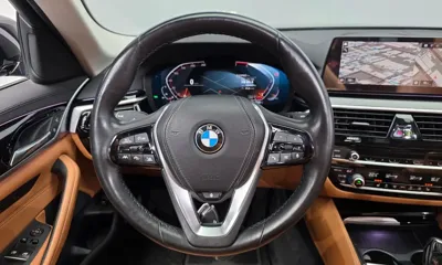 BMW 5-Series 2020, 81622 км, за 16345.02 USD - фото 13