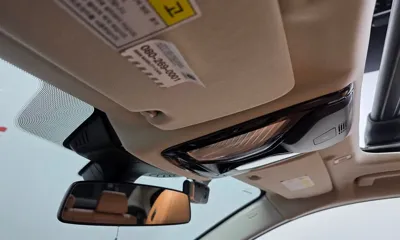 BMW 5-Series 2020, 81622 км, за 16345.02 USD - фото 32