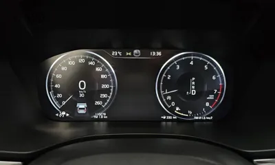 Volvo XC60 2018, 110278 км, за 14375.74 USD - фото 8