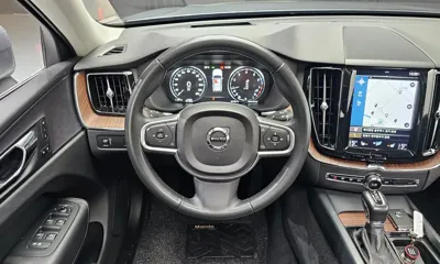Volvo XC60 2018, 110278 км, за 14375.74 USD - фото 13