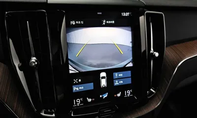 Volvo XC60 2018, 110278 км, за 14375.74 USD - фото 15