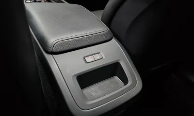 Volvo XC60 2018, 110278 км, за 14375.74 USD - фото 17