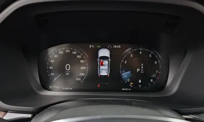 Volvo XC60 2021, 51953 км, за 27874.15 USD - фото 8