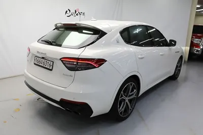 Maserati Levante 2020, 59925 км, за 38679.05 USD