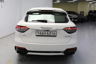 Maserati Levante 2020, 59925 км, за 38679.05 USD - фото 6