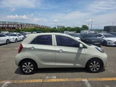 Kia Morning 2016, 32315 км, за 4429.97 USD