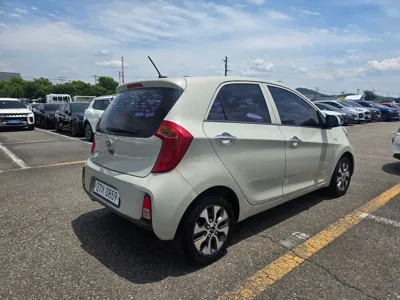 Kia Morning 2016, 32315 км, за 4429.97 USD