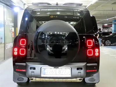 Land Rover Defender 2025, 17729 км, за 68257.14 USD
