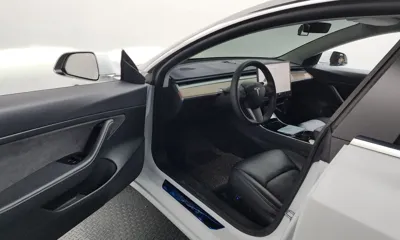 Tesla Model 3 2020, 174426 км, за 13062.89 USD - фото 10