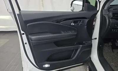 Honda Pilot 2017, 77791 км, за 11946.96 USD - фото 24