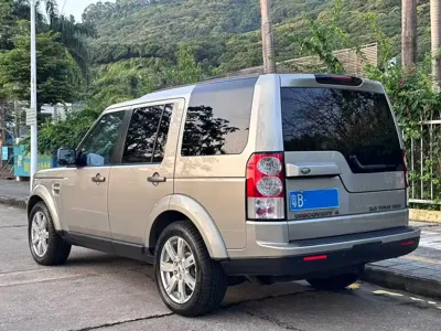 Land Rover Discovery 2009, 108000 км, за 23280.12 USD