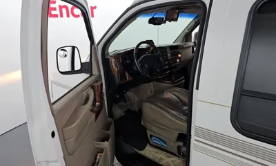 Chevrolet Express Van 2004, 55106 км, за 6236.05 USD - фото 10