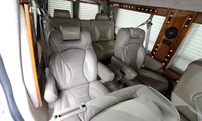 Chevrolet Express Van 2004, 55106 км, за 6236.05 USD - фото 19