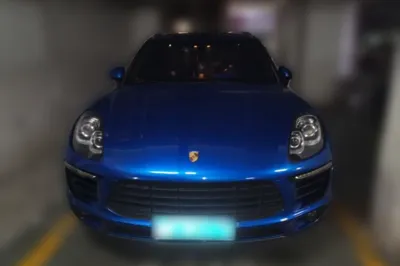 Porsche Macan 2014, 130900 км, за 16014 USD