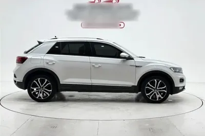 Volkswagen T-Roc 2021, 28600 км, за 24838 USD