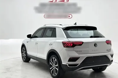 Volkswagen T-Roc 2021, 28600 км, за 24838 USD - фото 6