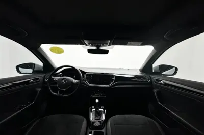 Volkswagen T-Roc 2021, 28600 км, за 24838 USD - фото 12