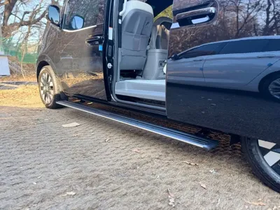 Hyundai Staria 2025, 45000 км, за 32884.01 USD