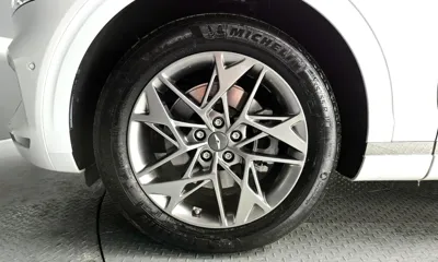 Genesis GV70 2021, 28441 км, за 25352.65 USD