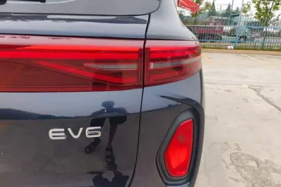Skyworth EV6 2021, 88800 км, за 11437 USD - фото 9