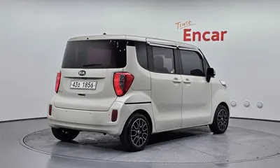 Kia Ray 2013, 94849 км, за 4529.34 USD