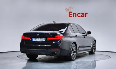BMW 5-Series 2021, 48871 км, за 24777 USD