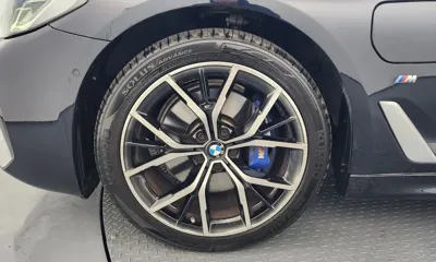 BMW 5-Series 2021, 48871 км, за 24777 USD