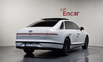 Hyundai Grandeur 2024, 34601 км, за 28160.69 USD