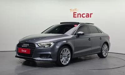 Audi A3 · 2018 год