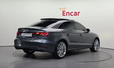 Audi A3 2018, 66233 км, за 7752.45 USD
