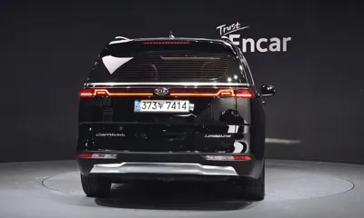 Kia Canival 2021, 49820 км, за 21737.69 USD