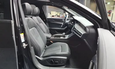 Audi A6 2023, 22253 км, за 25768.08 USD - фото 11