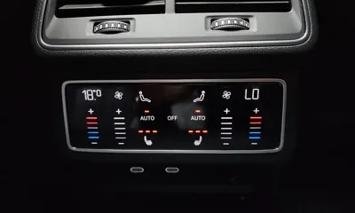 Audi A6 2023, 22253 км, за 25768.08 USD - фото 19