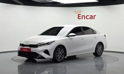 Kia K3 · 2022 год