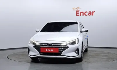 Hyundai Avante 2020, 65925 км, за 8262.83 USD