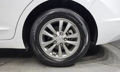 Hyundai Avante 2020, 65925 км, за 8262.83 USD