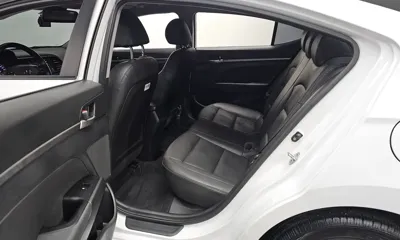 Hyundai Avante 2020, 65925 км, за 8262.83 USD - фото 11