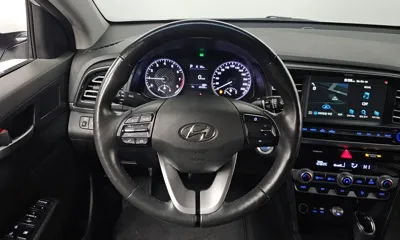 Hyundai Avante 2020, 65925 км, за 8262.83 USD - фото 16