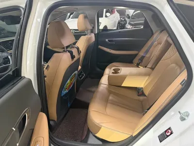 Hyundai Sonata 2020, 44879 км, за 15229.09 USD - фото 7