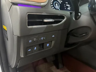 Hyundai Sonata 2020, 44879 км, за 15229.09 USD - фото 13
