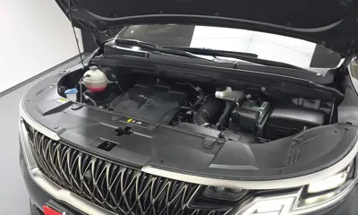 Kia Canival 2023, 51416 км, за 19218.25 USD - фото 6