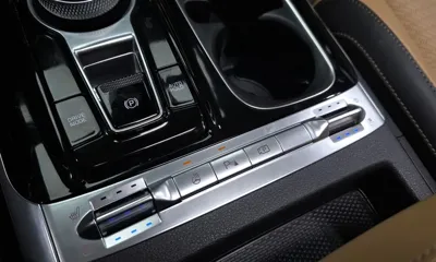 Kia Canival 2023, 51416 км, за 19218.25 USD - фото 33