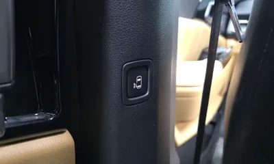 Kia Canival 2023, 51416 км, за 19218.25 USD - фото 36