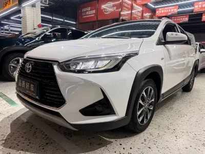 Toyota Yaris L · 2023 год