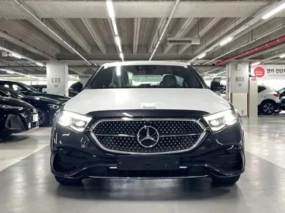 Mercedes-Benz E-Class 2026, 19 км, за 66299.07 USD