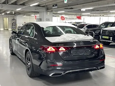 Mercedes-Benz E-Class 2026, 19 км, за 66299.07 USD - фото 6