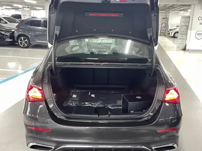 Mercedes-Benz E-Class 2026, 19 км, за 66299.07 USD - фото 11