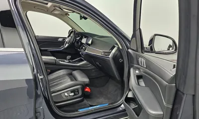 BMW X7 2020, 80519 км, за 41721.82 USD - фото 10
