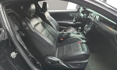 Ford Mustang 2019, 106680 км, за 14212.07 USD - фото 10