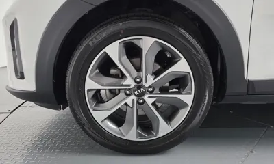 Kia Stonic 2018, 102867 км, за 7271.29 USD
